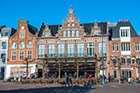 Haarlem. Na placu Grote Markt. - foto: wnieznane.pl