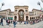 Mediolan. Wejście do Gallerii Vittorio Emanuele II. - foto: wnieznane.pl