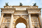 Mediolan. Łuk triumfalny w Mediolanie - Arco della Pace. - foto: wnieznane.pl