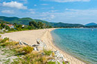 Chalkidiki. Plaża w miejscowości Toroni. - foto: wnieznane.pl Chalkidiki. Plaża w miejscowości Toroni. - foto: wnieznane.pl