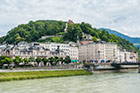 Salzburg. Widok na rzekę i miasto z mostu Makartsteg. - foto: wnieznane.pl Salzburg. Widok na rzekę i miasto z mostu Makartsteg. - foto: wnieznane.pl