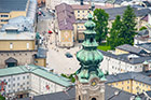Salzburg. Widok na miasto z twierdzy Hohensalzburg. - foto: wnieznane.pl