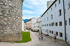 Salzburg. Podejście do twierdzy Hohensalzburg. - foto: wnieznane.pl