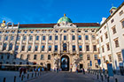 Wiedeń. Pałac Hofburg. - foto: wnieznane.pl