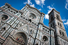 Florencja. Frontowa fasada Katedry Santa Maria del Fiore. - foto: wnieznane.pl