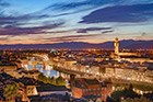 Florencja. Zachód słońca nad miastem. - foto: wnieznane.pl
