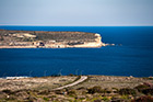 Malta. Dojazd do portu Cirkewwa, w tle Comino. - foto: wnieznane.pl