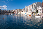 Malta. St Julian's. - foto: wnieznane.pl