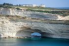 Malta. Klify w okolicy fortu Delimara. - foto: wnieznane.pl