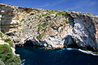 Malta. Klifowe wybrzeże niedaleko Blue Grotto. - foto: wnieznane.pl