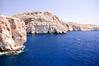 Malta. Klifowe wybrzeże niedaleko Blue Grotto. - foto: wnieznane.pl