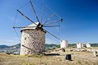 Bodrum. Wzgórze Wiatraków swoją nazwę zawdzięcza siedmiu tradycyjnym greckim wiatrakom. - foto: wnieznane.pl