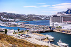Mykonos. Nowy port w stolicy wyspy. - foto: wnieznane.pl