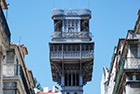 Lizbona. Elevador de Santa Justa. - foto: wnieznane.pl