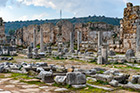 Ruiny starożytnego miasta Perge. - foto: wnieznane.pl