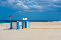 Kalabria. Turkusowa woda i biały żwirek w Soverato. - foto: wnieznane.pl