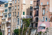 Kalabria. Widok na malowniczą miejscowość Tropea. - foto: wnieznane.pl