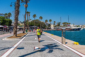 Kos. Port w stolicy wyspy. - foto: wnieznane.pl