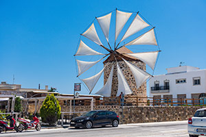 Kos. Ostatni działający zabytkowy wiatrak w miejscowości Antimachia. - foto: wnieznane.pl