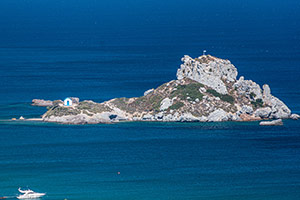 Kos. Widok z góry na Wysepkę Kastri. - foto: wnieznane.pl