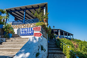 Kos. Malownicza wioska Zia oferuje widok na zachody słońca. - foto: wnieznane.pl