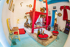 Kos. Wciąż działający młyn wodny w kawiarni Watermill of Zia. - foto: wnieznane.pl