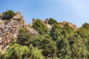 Kos. Ruiny dawnego zamku Pyli. - foto: wnieznane.pl