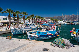 Kos. Malowniczy port w turystycznej miejscowości Kardamena. - foto: wnieznane.pl